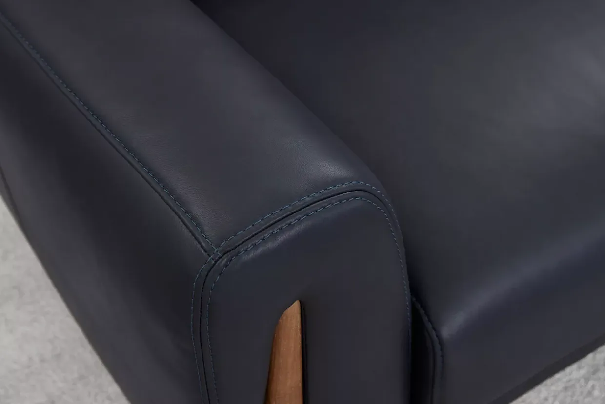 Devon Loveseat