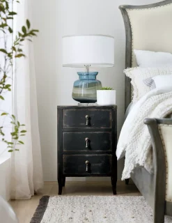 Lucy Accent Chest