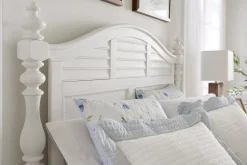Nantucket Poster Bed