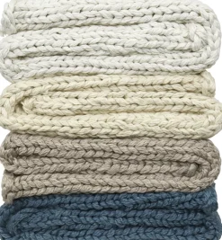 Oslo Throw