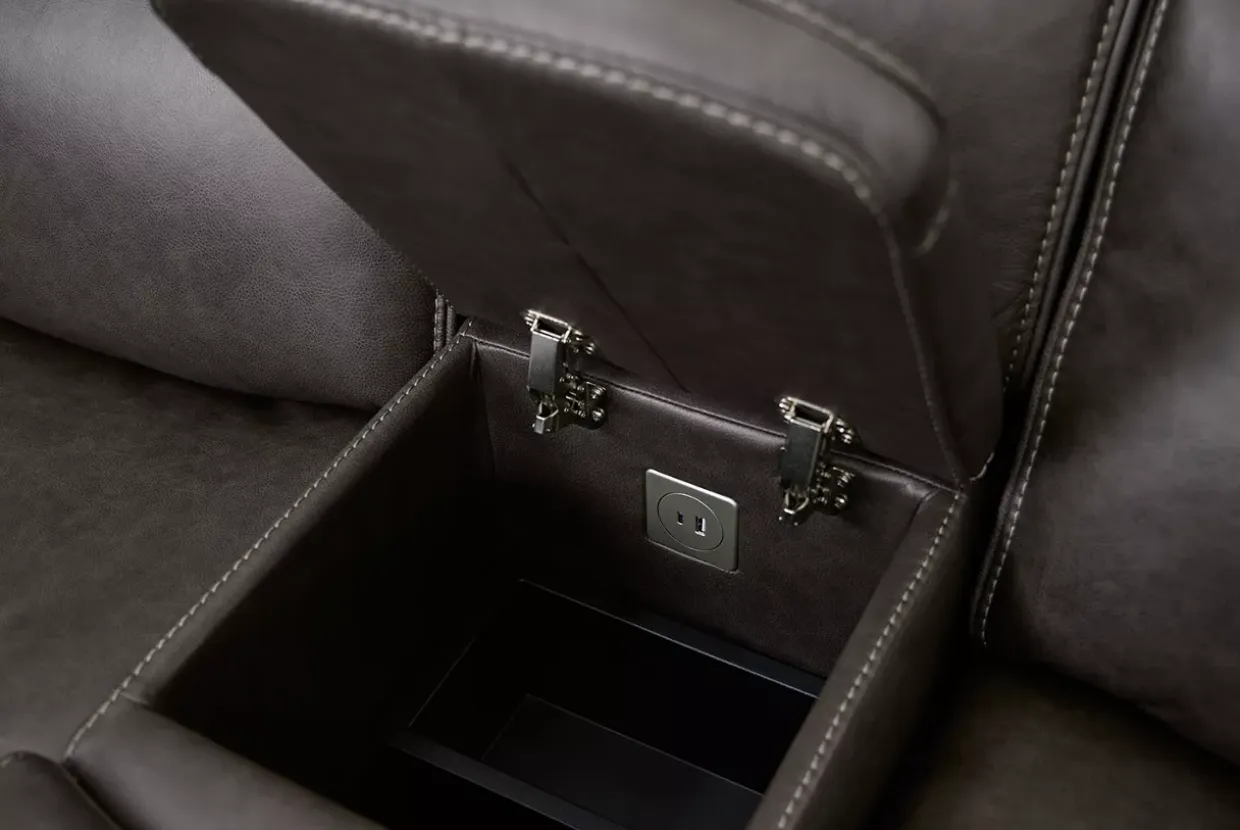 Polaris Power Loveseat with Console