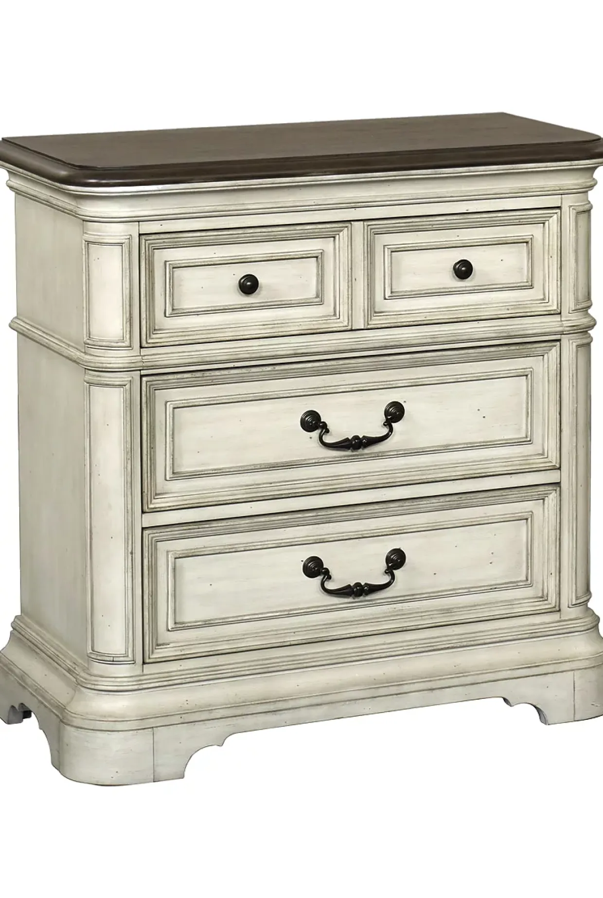 Veranda Bachelor Chest